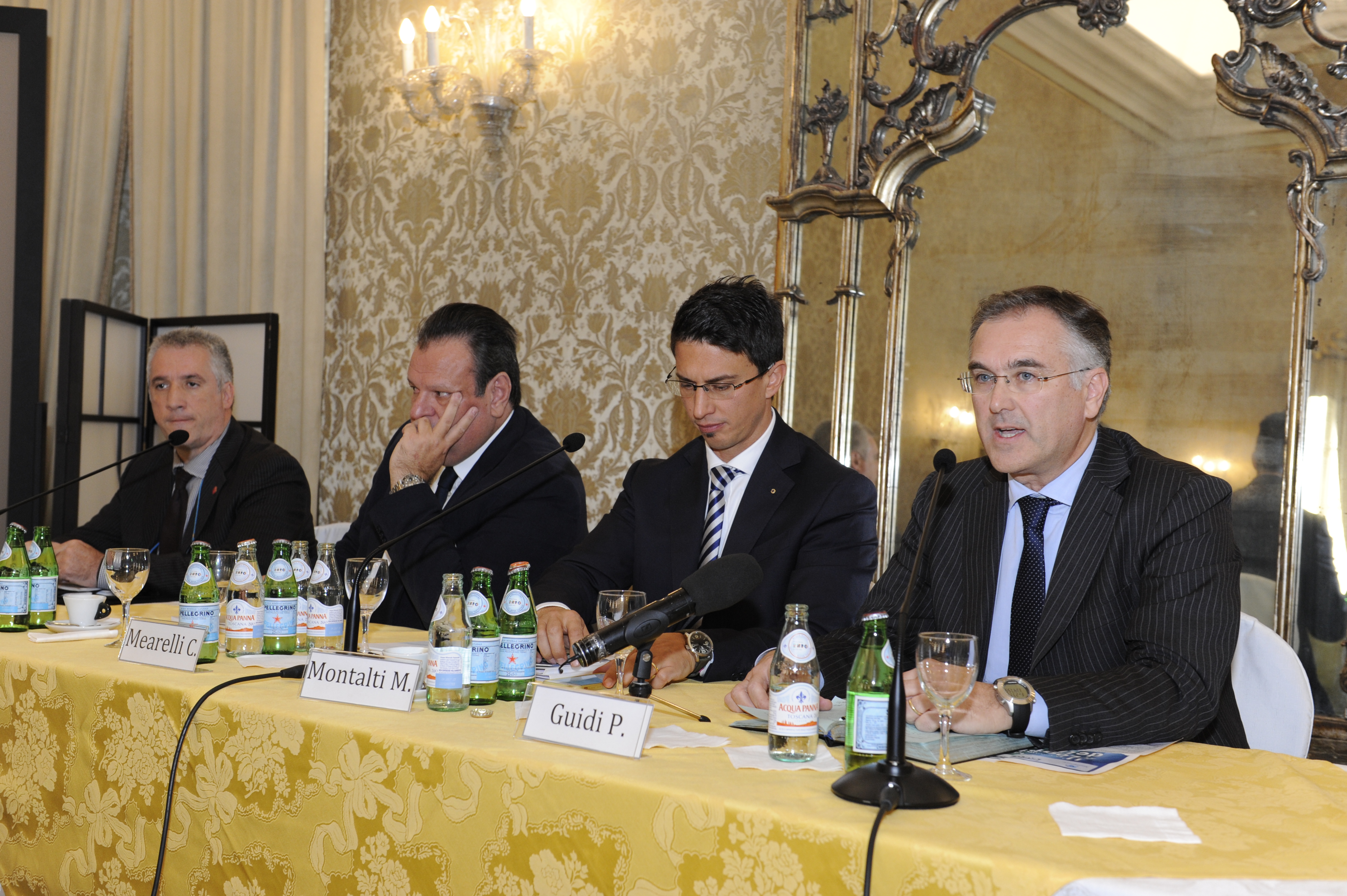 Tavolo Relatori (terza parte del convegno)